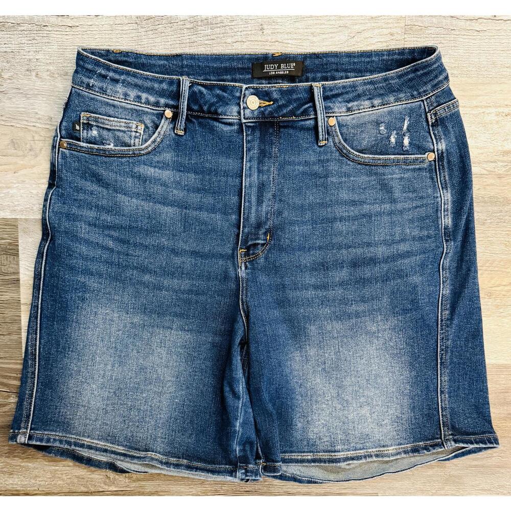Judy Blue Women's Denim Bermuda Shorts Size 2XL